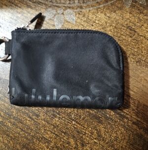 Lululemon Clipable Card Pouch